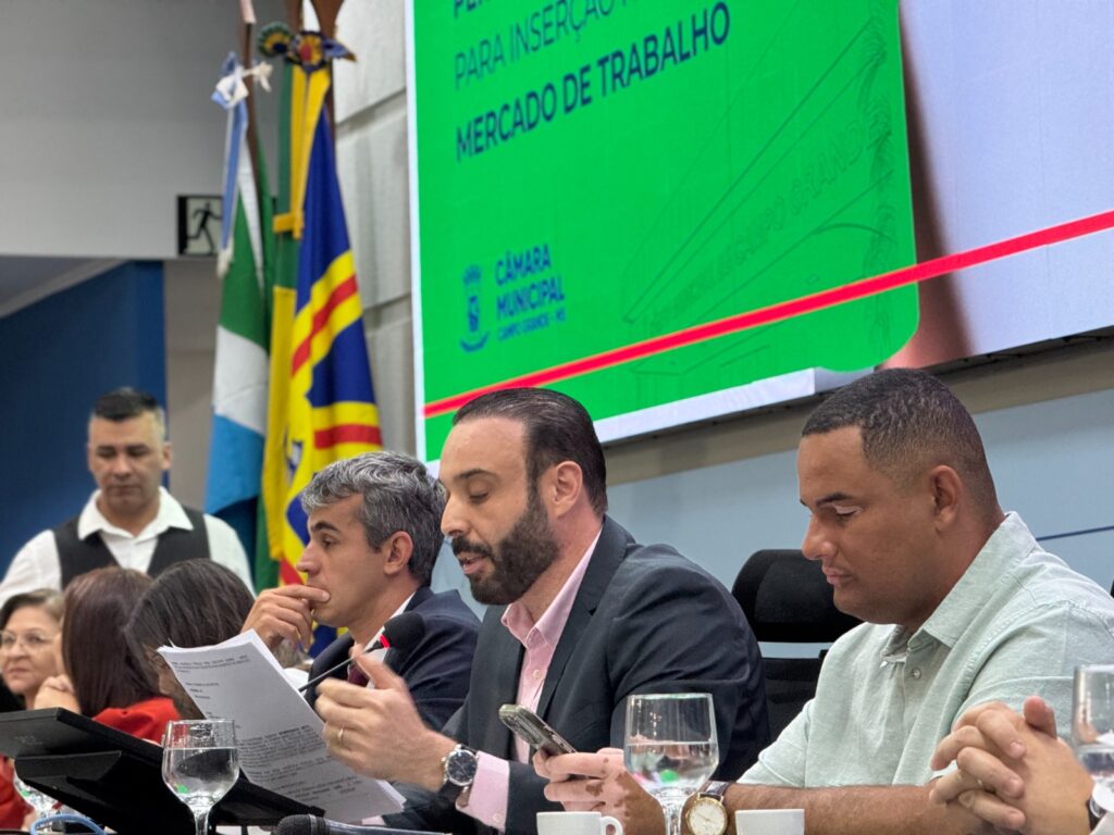 APÓS AUDIÊNCIA PÚBLICA, PROFESSOR JUARI PROPÕE RESERVA DE VAGAS DO PRIMT A MÃES ATÍPICAS