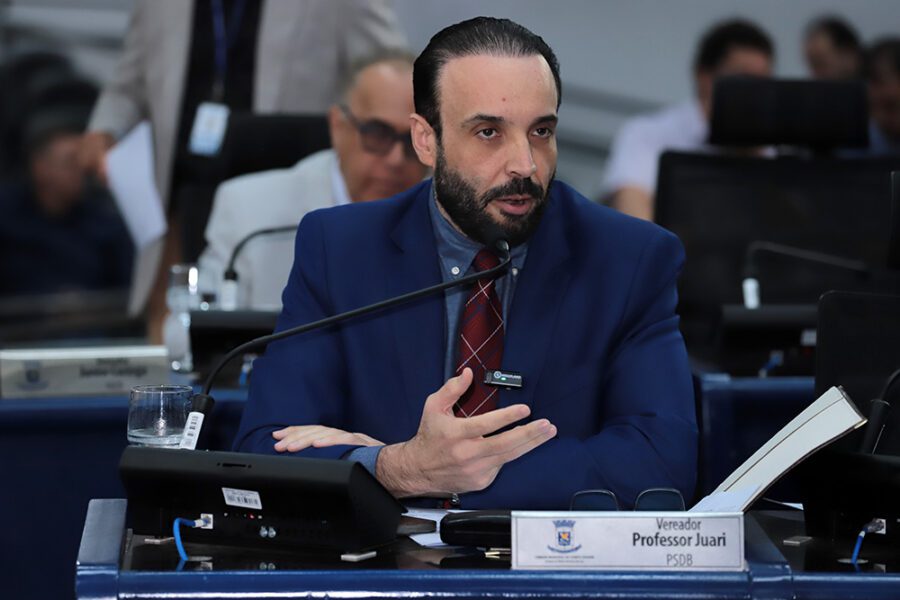 PROFESSOR JUARI SOLICITA ASFALTO PARA RUAS DO LAGEADO