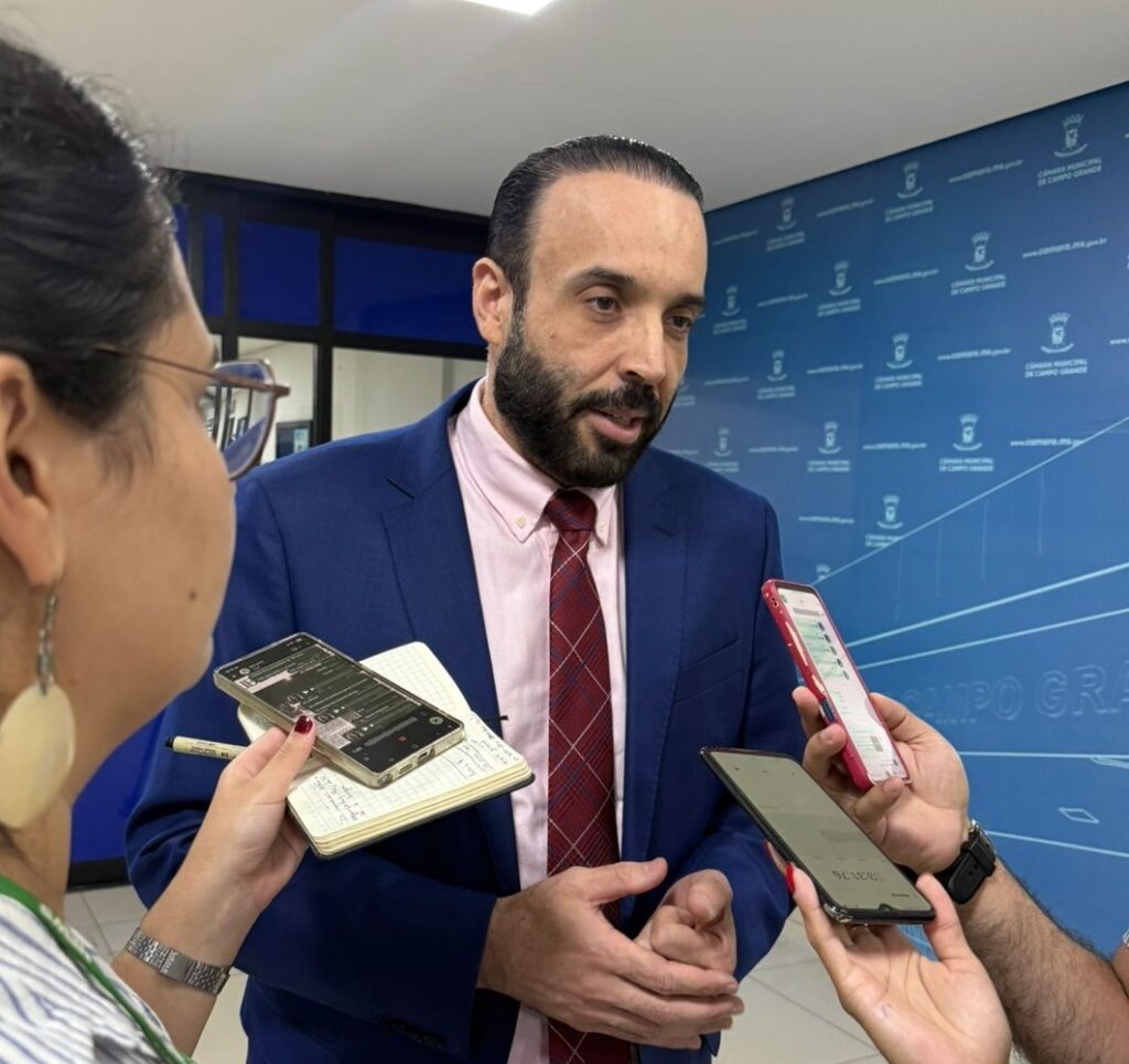 PROFESSOR JUARI DEFENDE ISENÇÃO DE TAXA NO PROCESSO SELETIVO PARA PROFESSORES CONVOCADOS