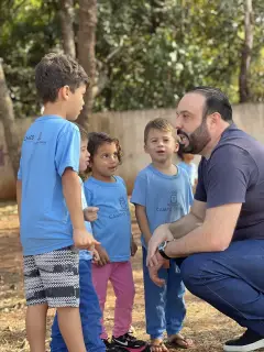 IRMÃOS-NA-MESMA-ESCOLA